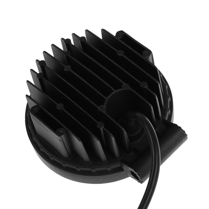 Светодиодная фара Вымпел WL-142CF, ближний свет, корпус металл, 14 диодов Светодиодная фара Вымпел WL-142CF, ближний свет, корпус металл, 14 диодов