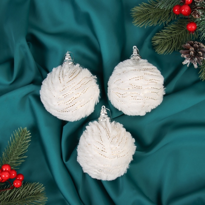 Набор шаров пластик d-8 см, 3 шт Набор шаров пластик d-8 см, 3 шт "Нежность" полосы, белый