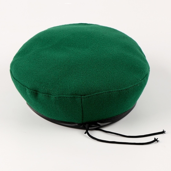 Карнавальный набор «Сильный солдат» зелёный берет, размер 54-56, значок, флажок Карнавальный набор «Сильный солдат» зелёный берет, размер 54-56, значок, флажок