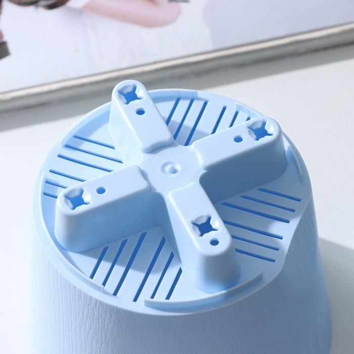 Горшок для цветов с прикорневым поливом «Альянс», 1 л, d=13 см, h=12 см, цвет голубой Горшок для цветов с прикорневым поливом «Альянс», 1 л, d=13 см, h=12 см, цвет голубой