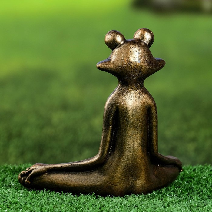 Фигура Фигура "Лягушка йог в позе лотоса" 16х16х6см, бронза
