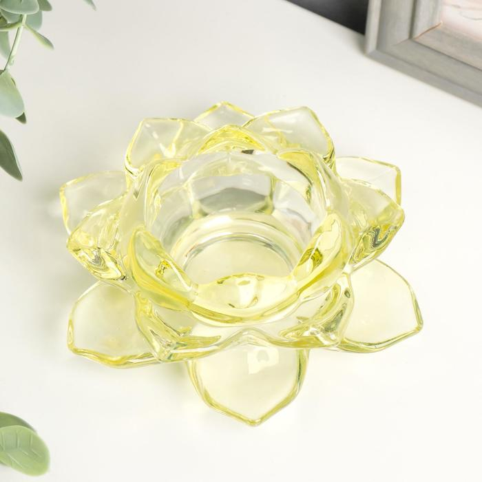 Подсвечник стекло на 1 свечу Подсвечник стекло на 1 свечу "Лотос" жёлтый 5,5х12х12 см