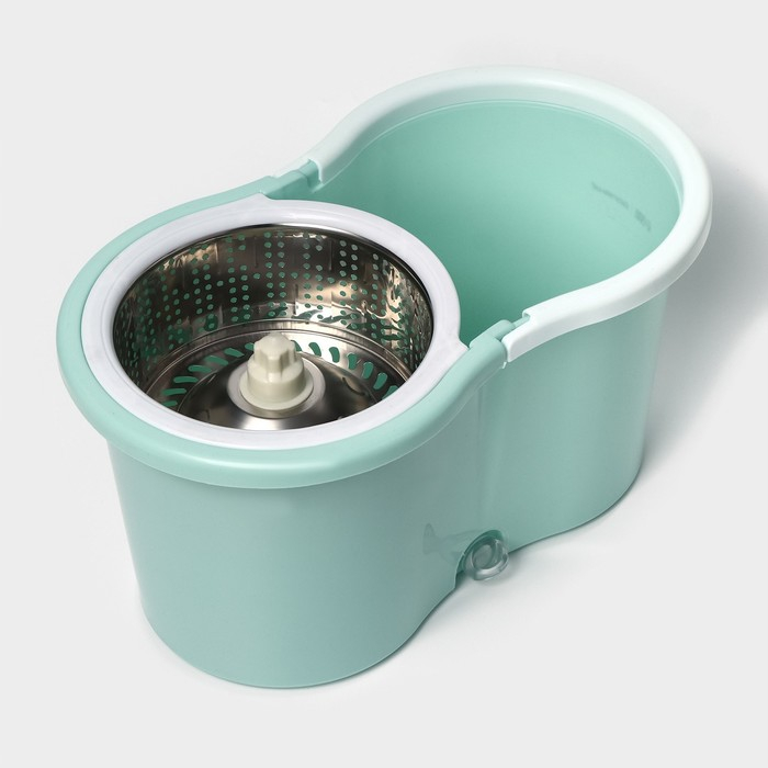 Швабра с отжимом и ведро с металлической центрифугой Доляна, 14 л, запасная насадка из микрофибры, колёсики, цвет МИКС Швабра с отжимом и ведро с металлической центрифугой Доляна, 14 л, запасная насадка из микрофибры, колёсики, цвет МИКС