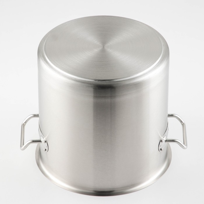 Кастрюля из нержавеющей стали Hanna Knövell HoReCa, 12 л, толщина 0,8 мм, 201 сталь, дно 3 мм, металлическая крышка, с теплораспределительным слоем, индукция Кастрюля из нержавеющей стали Hanna Knövell HoReCa, 12 л, толщина 0,8 мм, 201 сталь, дно 3 мм, металлическая крышка, с теплораспределительным слоем, индукция