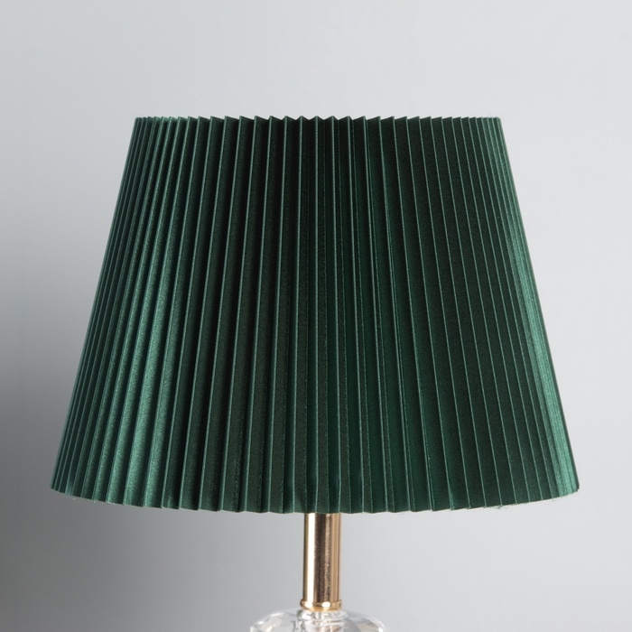 Лампа настольная Лампа настольная "Клаудия" 1х40Вт Е27+LED подсветка основания изумрудный/золото 15х15х32,5см 10683