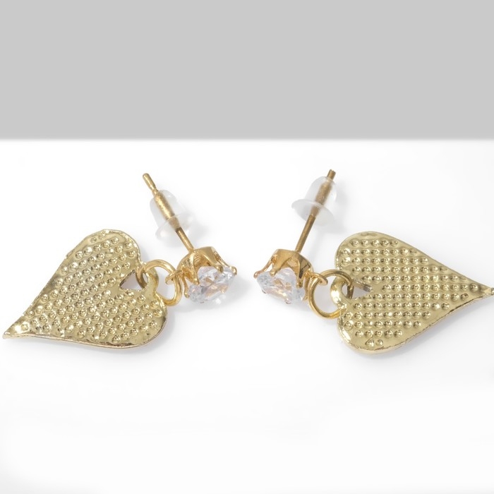 Серьги со стразами «Сердце» изящное, цвет белый в золоте
