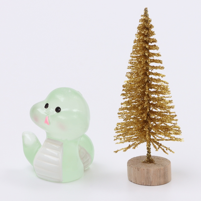 Набор для творчества &laquo;Новогодняя композиция в шаре: Змея&raquo;, светится в темноте