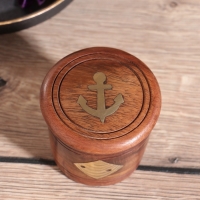 Кости игральные в шкатулке 6,5х6,5х6 см, дерево шишам, латунь