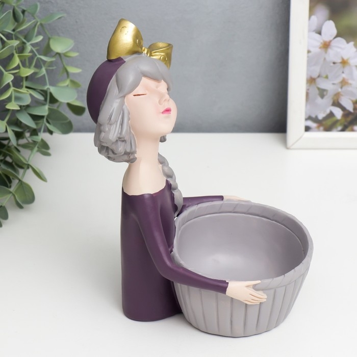 Сувенир полистоун вазон  Сувенир полистоун вазон "Девочка с косой с бантом на голове" 21х13х14 см