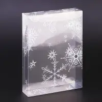 Коробка подарочная новогодняя складная ПВХ "Ёлочки, снежинки" 15×11×3 см