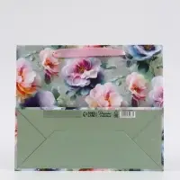 Пакет подарочный &laquo;Цветы&raquo;, 27&times;23&times;11.5 см