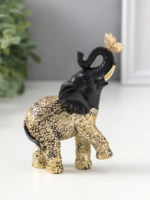 Сувенир полистоун "Чёрный слоник с бабочкой на хоботе" с золотом 4х9х12,5 см