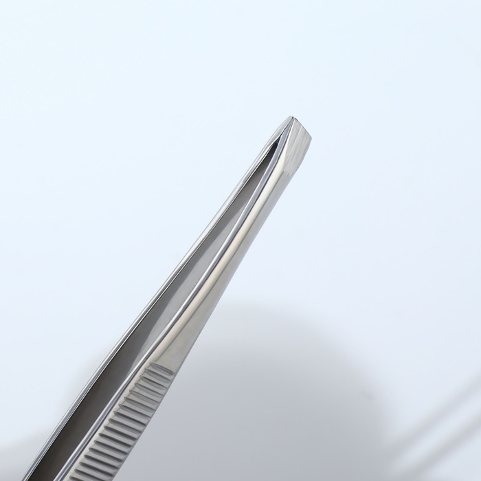 Пинцет скошенный ZINGER, узкий, 9 см, на блистере, цвет серебристый, B-158-S-SH Пинцет скошенный ZINGER, узкий, 9 см, на блистере, цвет серебристый, B-158-S-SH