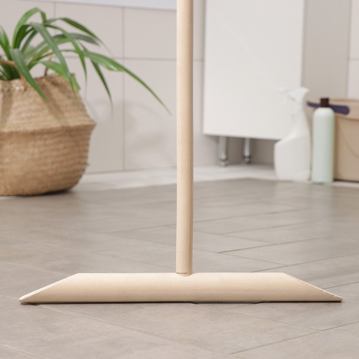 Швабра деревянная для мытья пола, 120 см, с резьбой, берёза ВС, колодка 40 см, диаметр черенка 2 см, длина держателя 40 см, ширина держателя 4 см. Швабра деревянная для мытья пола, 120 см, с резьбой, берёза ВС, колодка 40 см, диаметр черенка 2 см, длина держателя 40 см, ширина держателя 4 см.