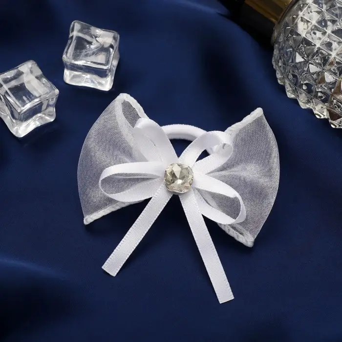 Резинка для волос бант «Школьница», классика блеск лента, 6×4 см, белая