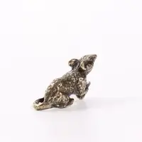 Фигурка декоративная &laquo;Мышка с кукурузой&raquo;, металл, 2.4&times;1.4&times;1.7 см