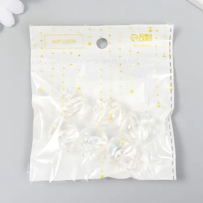 Бусина для рукоделия и плетения «Арт Узор. Сердечко с короной прозрачный перламутр», пластик, 2.1×1.4×2.5 см