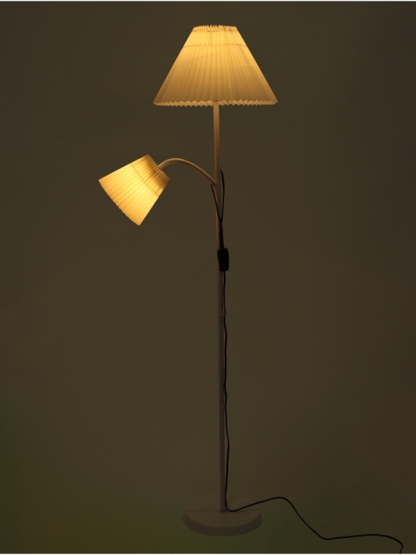 Торшер "Кира" 2х40Вт Е27 белый 36х46х182см