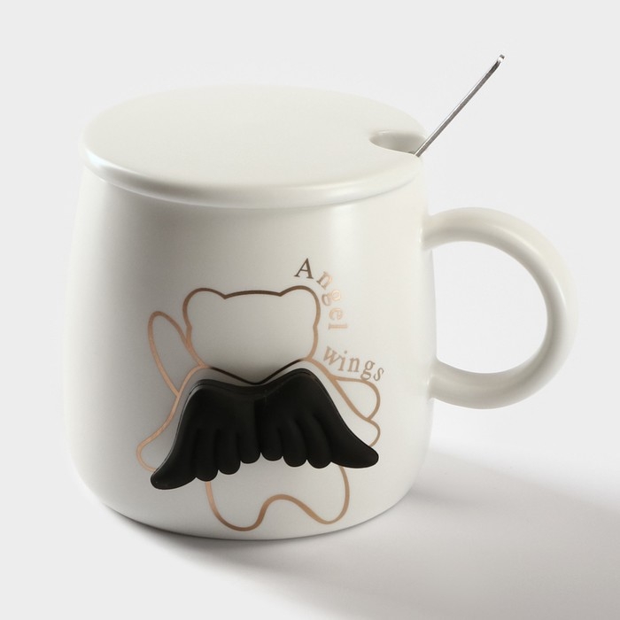 Кружка керамическая с крышкой и ложкой &laquo;Ангелок&raquo;, 350 мл, цвет белый