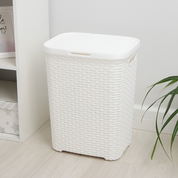 Корзина бельевая с крышкой «Ротанг», 40 л, 37×29×48 см, цвет белый Корзина бельевая с крышкой «Ротанг», 40 л, 37×29×48 см, цвет белый
