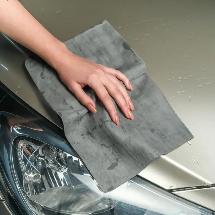 Замша протирочная Cartage, 43&times;32 см, в тубе, серая