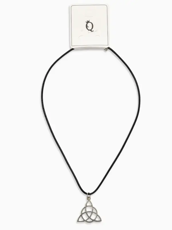 Кулон на шнурке &laquo;Трилистник&raquo;, цвет чернёное серебро на чёрном шнурке, 42 см