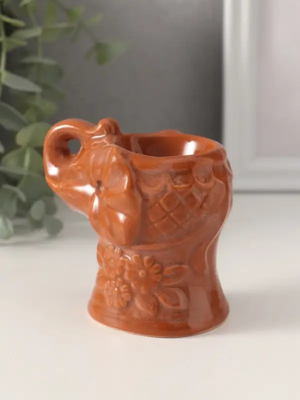 Аромалампа для эфирных масел &laquo;Слоник в цветах&raquo;, керамика, 8.5&times;5.8&times;7.4 см, МИКС