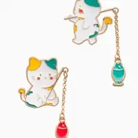 Набор значков (2 шт.) &laquo;Япония&raquo;, котики, цветной в золоте