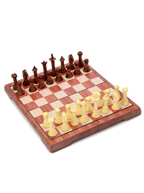 Шахматы 36 х 31 см, король h-8.5 см, пешка h-4.5 см Шахматы 36 х 31 см, король h-8.5 см, пешка h-4.5 см