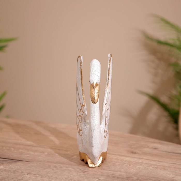 Сувенир "Лебедь" дерево 25 см