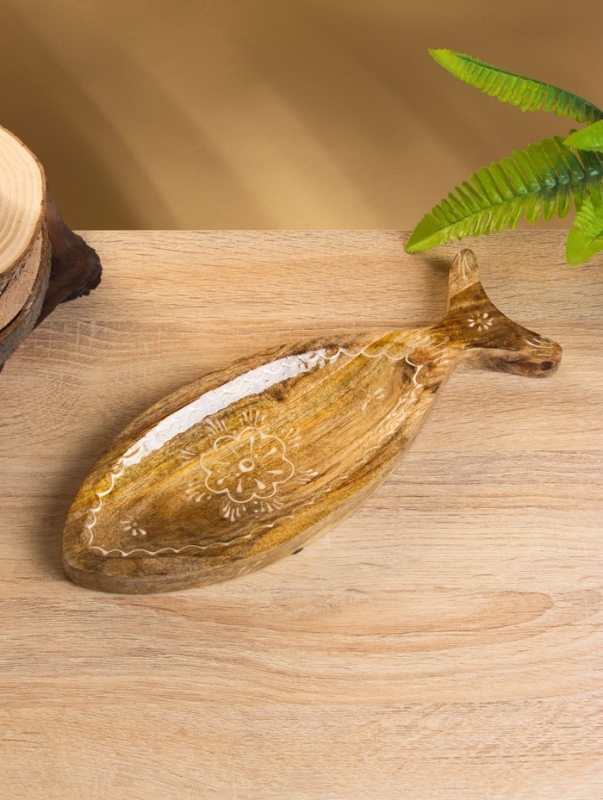 Блюдо в форме рыбки "Пряник" дерево манго 32х11,5х2 см