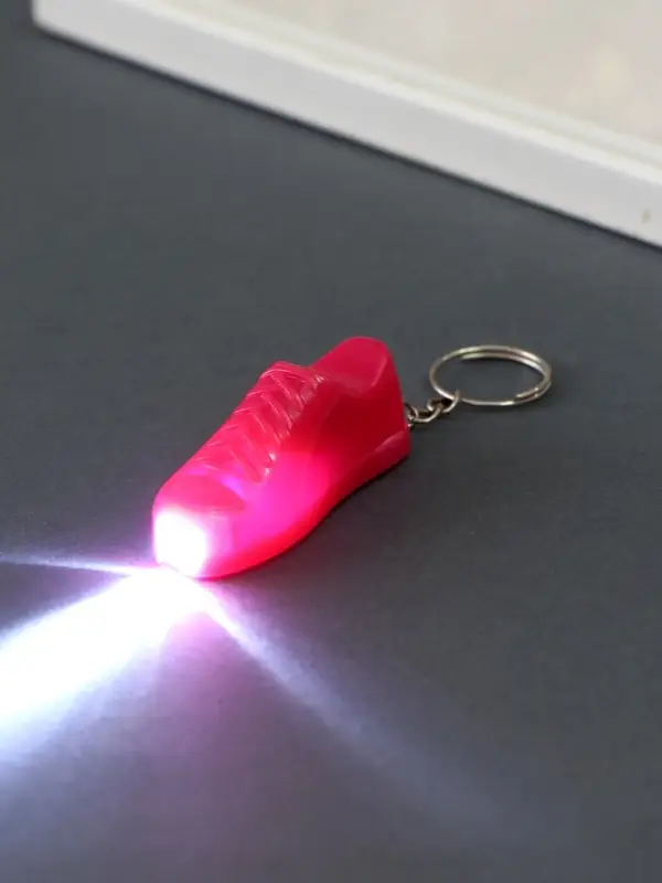 Фонарик брелок для ключей на кольце &laquo;Кроссовок&raquo;, 1 LED, 1.9&times;4.9 см, МИКС