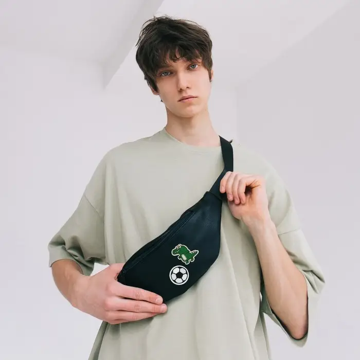 Патч клеевой на одежду, обувь, сумки «Футбольный мячик», 4,5 × 4,5 см, цена за 1 штуку Патч клеевой на одежду, обувь, сумки «Футбольный мячик», 4,5 × 4,5 см, цена за 1 штуку