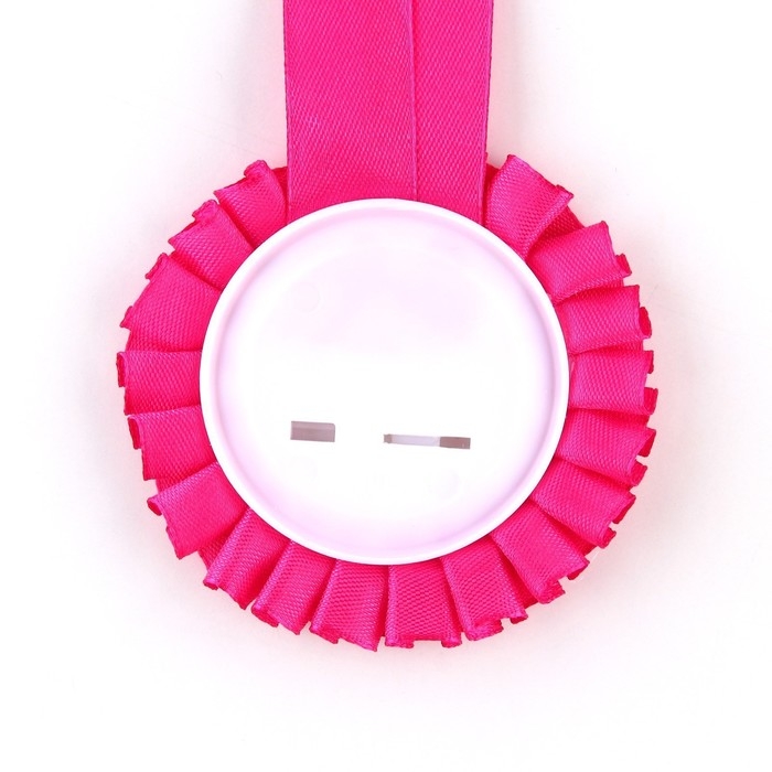 Медаль на ленте на Выпускной «Выпускница детского сада», d = 8 см. Медаль на ленте на Выпускной «Выпускница детского сада», d = 8 см.