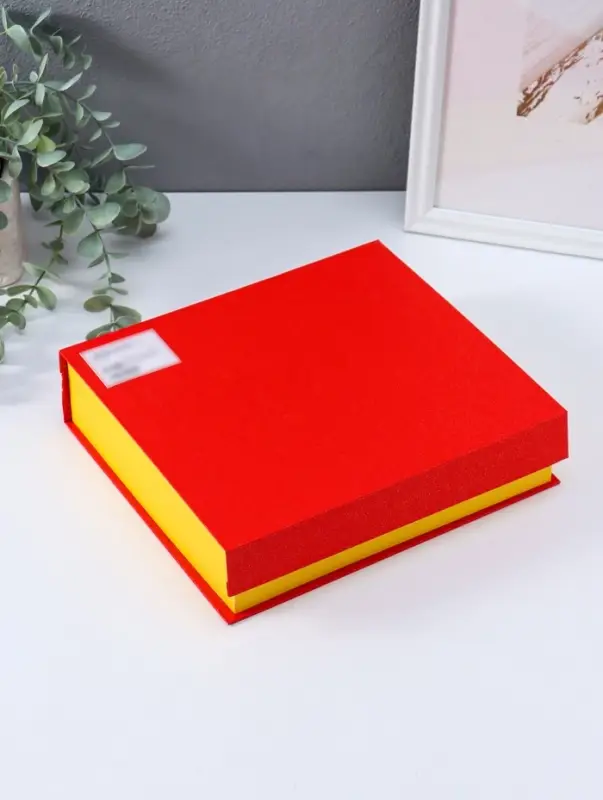 Стела наградная стекло "Ромб" площадка 17,5х18,3 см 3,5х17,5х20 см