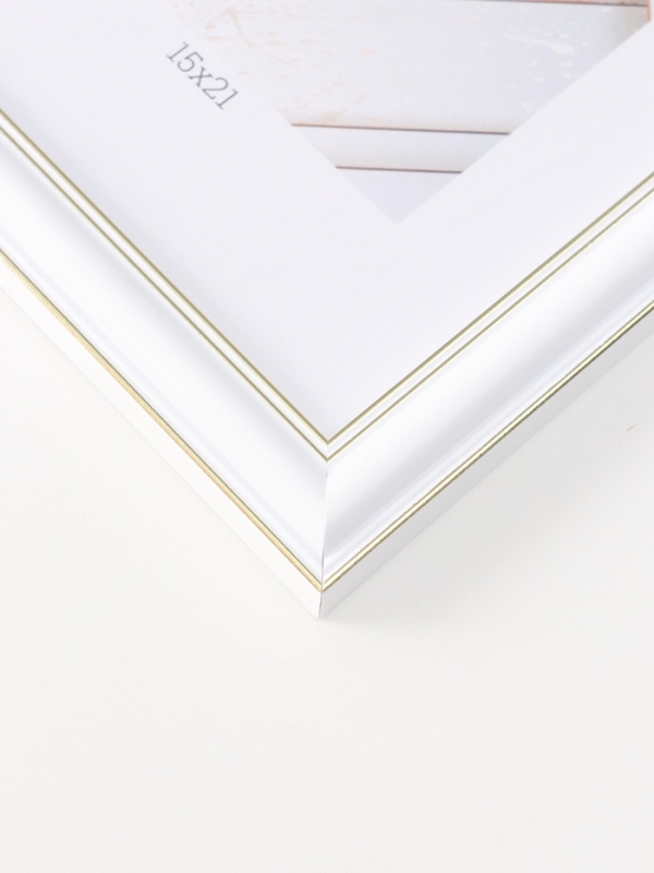 Фоторамка пластик Фоторамка пластик "МИРАМ" 15х21 см, белый, золото