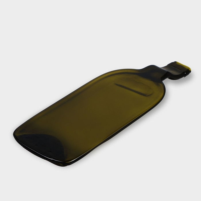 Тарелка из бутылки «Селена», стеклянная, 30×15,5 см Тарелка из бутылки «Селена», стеклянная, 30×15,5 см