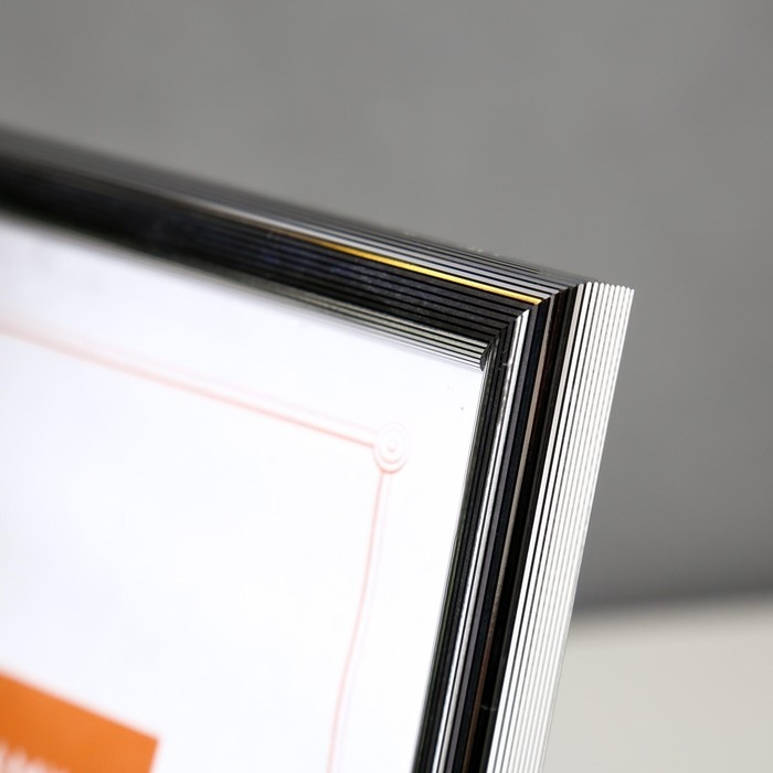 Фоторамка пластик 15х21 см 177 серебристый Фоторамка пластик 15х21 см 177 серебристый