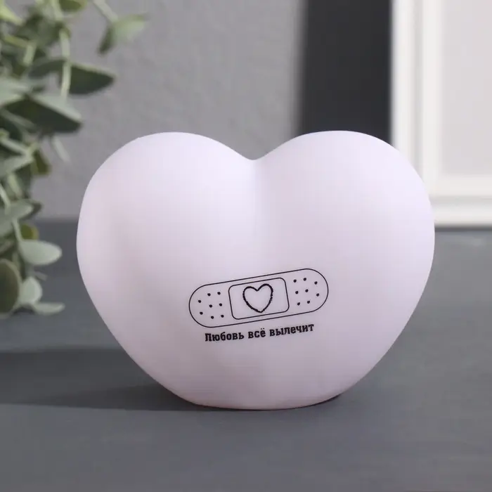 Фигурка световая RISALUX &laquo;Сердце. Пластырь&raquo;, LED-ночник, 3хLR44, 8&times;11&times;7 см