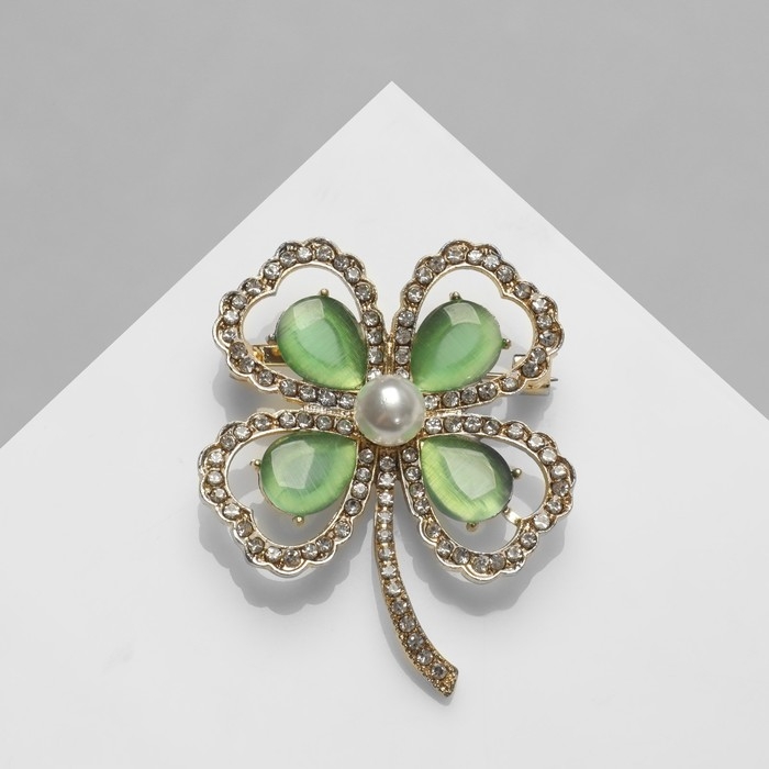 Брошь «Цветок» клевер с жемчугом, цвет бело-зелёный в золоте Брошь «Цветок» клевер с жемчугом, цвет бело-зелёный в золоте