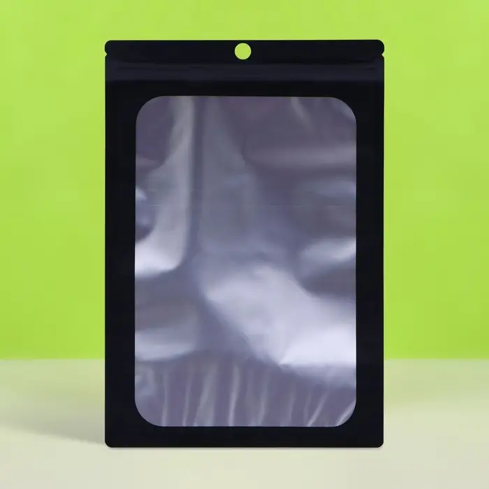 Пакет Зип-лок с окном, с еврослотом, черный, 16 х 24 см Пакет Зип-лок с окном, с еврослотом, черный, 16 х 24 см