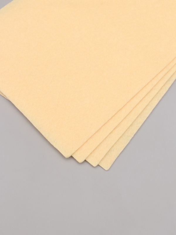 Фетр мягкий 1.5 мм Фетр мягкий 1.5 мм "Бежевый" набор 4 листа 15х20 см