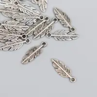 Подвеска "Перо", цвет серебро 5х15 мм Подвеска "Перо", цвет серебро 5х15 мм
