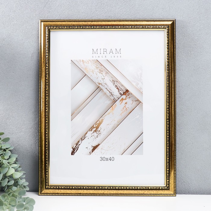 Фоторамка пластик Фоторамка пластик "МИРАМ" 30х40 см золото (пластиковый экран)