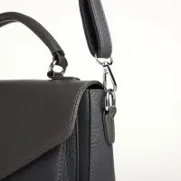 Сумка женская мессенджер TEXTURA на клапане, 24&times;7&times;16 см, тёмно-серая