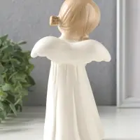 Сувенир керамика "Девочка-ангел с хвостиками, с бабочкой на руке" 9,6х6,8х18,3 см