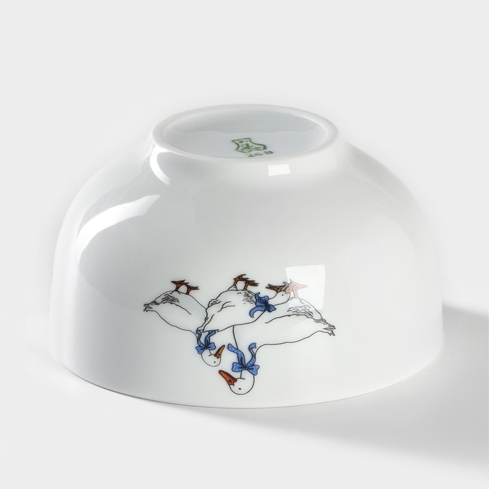 Пиала фарфоровая «Гуси», 330 мл, d=11 см, рисунок микс Пиала фарфоровая «Гуси», 330 мл, d=11 см, рисунок микс