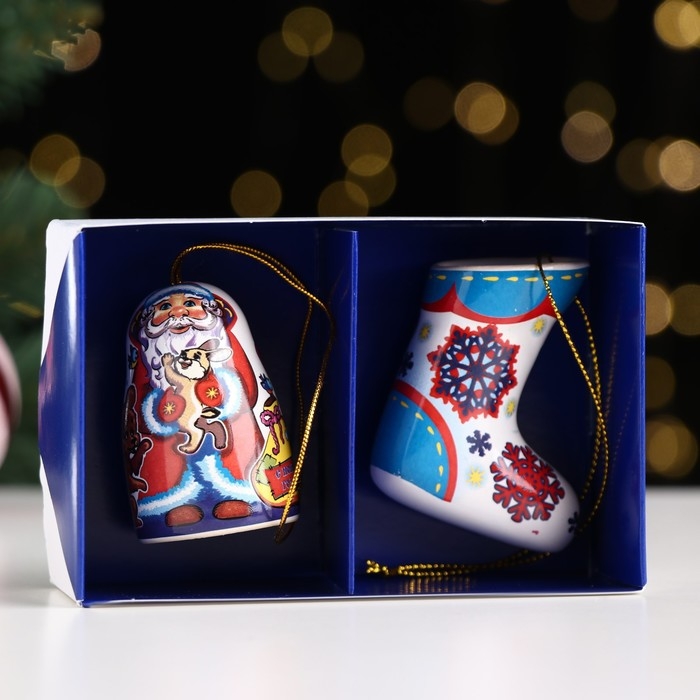 Набор ёлочных игрушек Набор ёлочных игрушек "Дед Мороз и валенок", 6 см