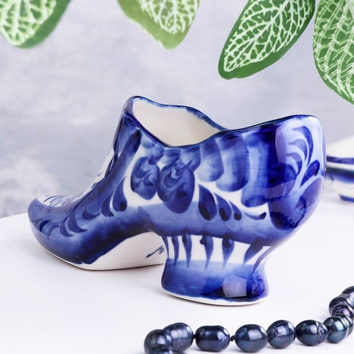 Сувенир «Туфля», 17х7 см, гжель Сувенир «Туфля», 17х7 см, гжель