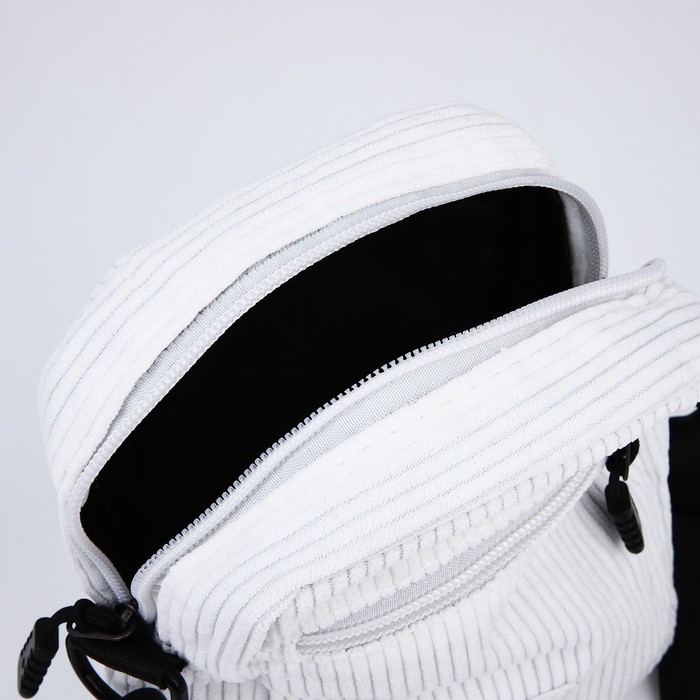 Сумка молодёжная на молнии, цвет белый Сумка молодёжная на молнии, цвет белый